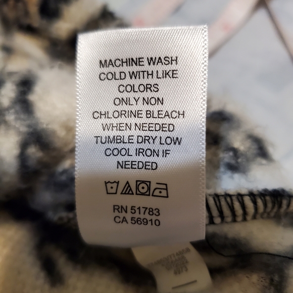 NWT Maurices animal print sweatshirt - Picture 8 of 13